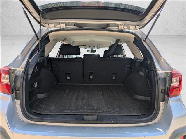 Used 2018 Subaru Outback 2.5i Premium image 13