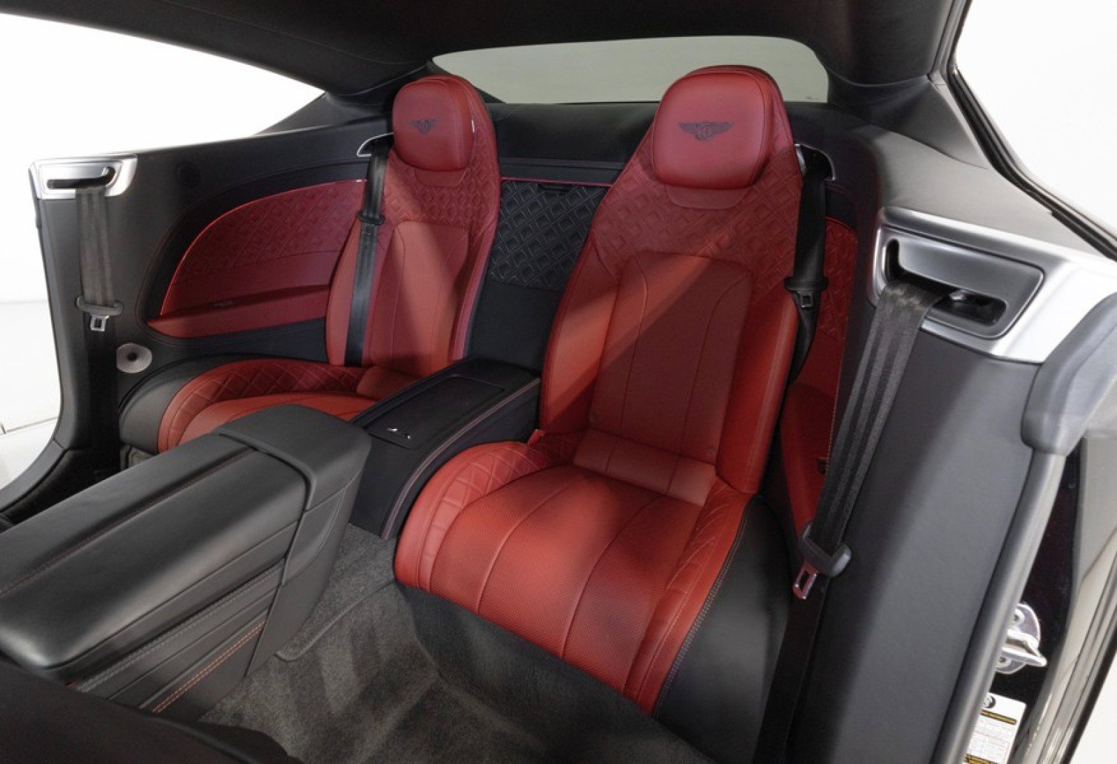 Used 2020 Bentley Continental GT AWD/4WD image 40