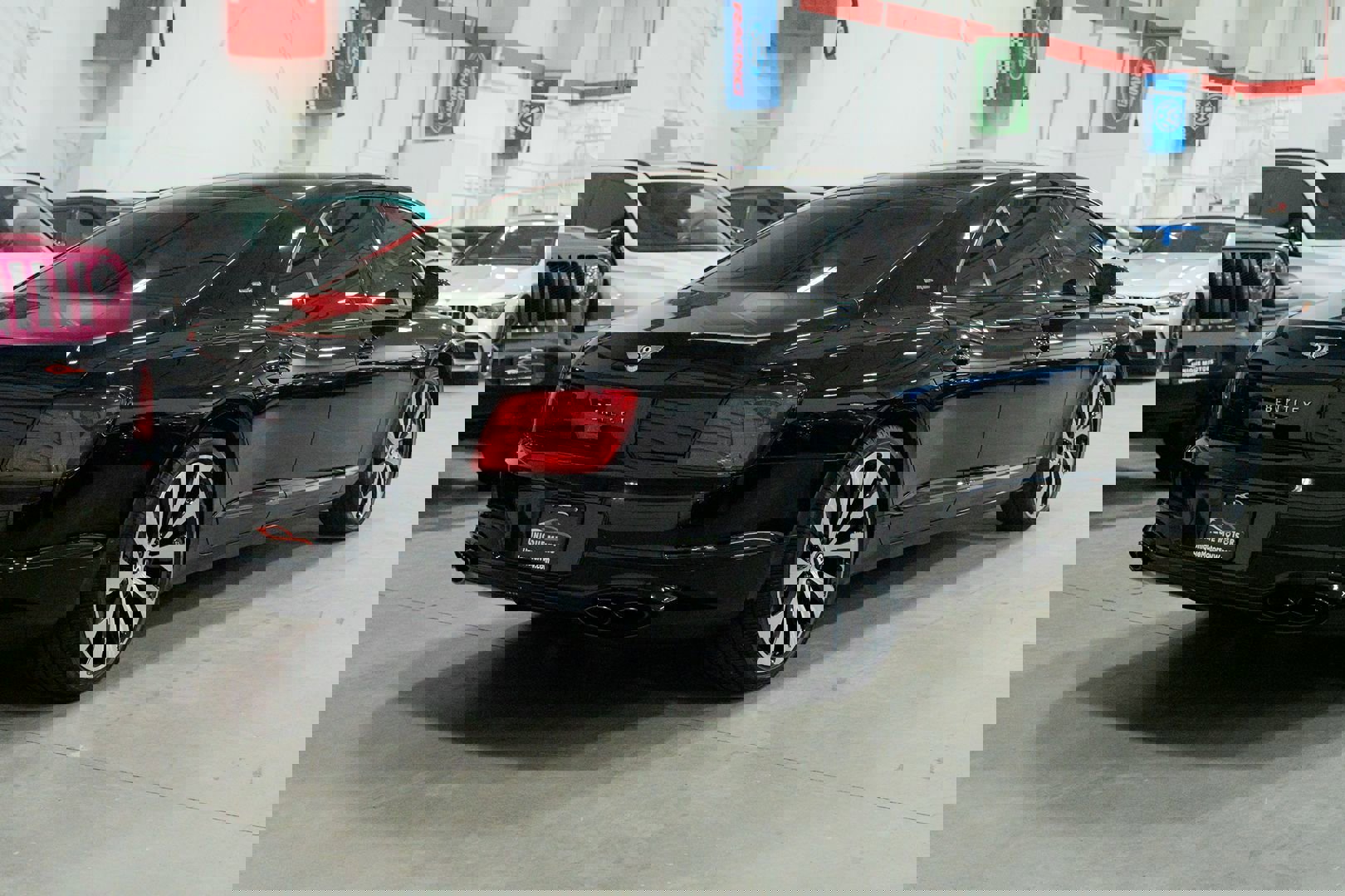 Used 2021 Bentley Flying Spur V8 image 8