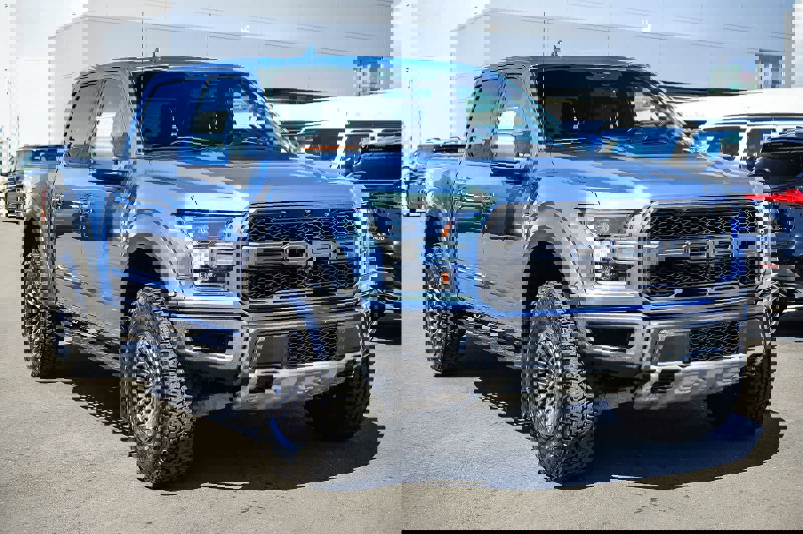 Used 2019 Ford F150 Raptor w/ Equipment Group 802A Luxury image 3