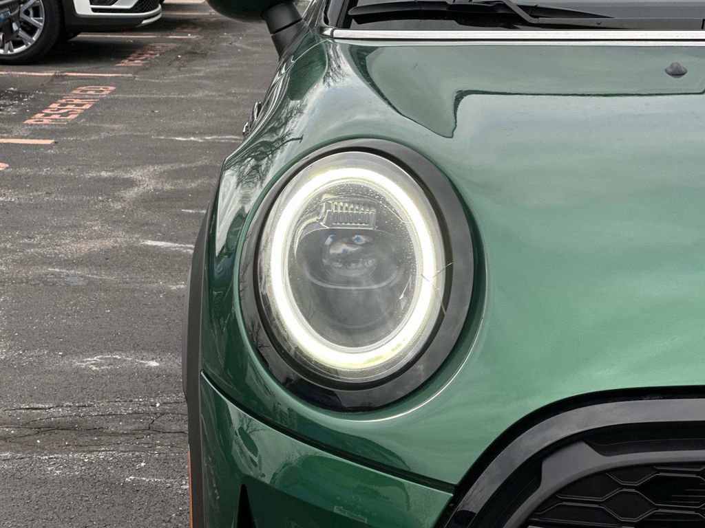 Used 2023 MINI Cooper S w/ Signature Upholstery Package image 9