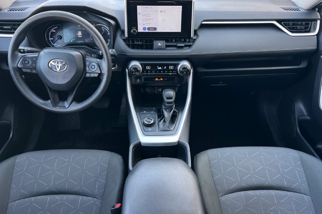 Certified 2025 Toyota RAV4 XLE AWD/4WD image 16