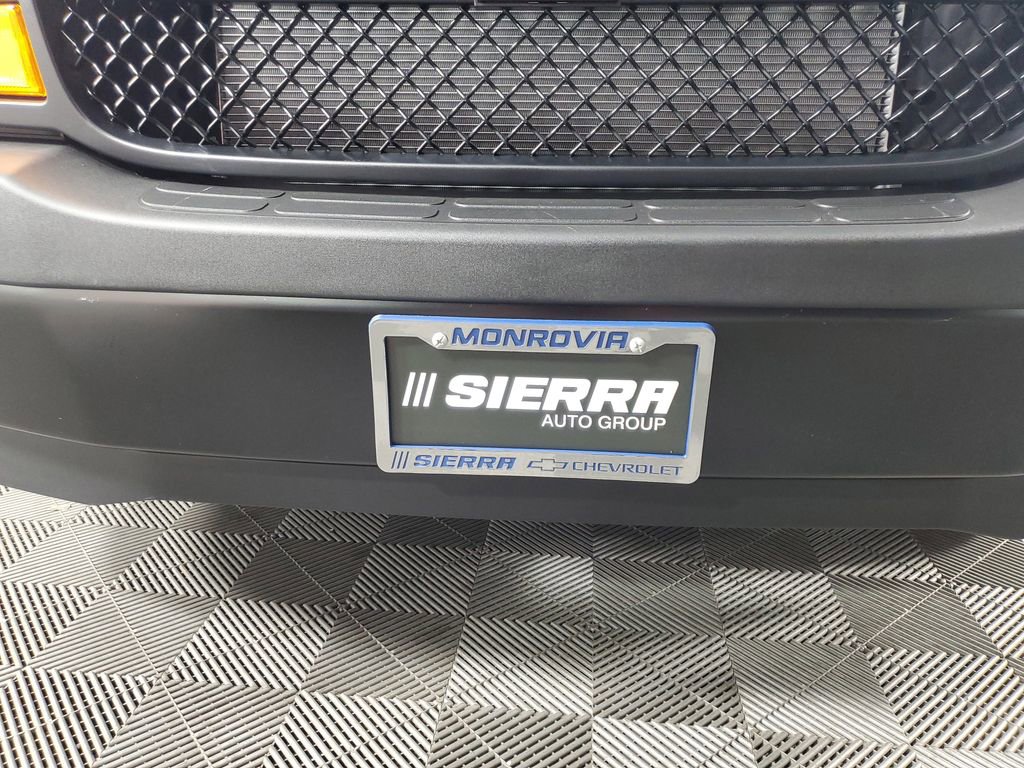 New 2025 Chevrolet Express 2500 w/ Driver Convenience Package image 10