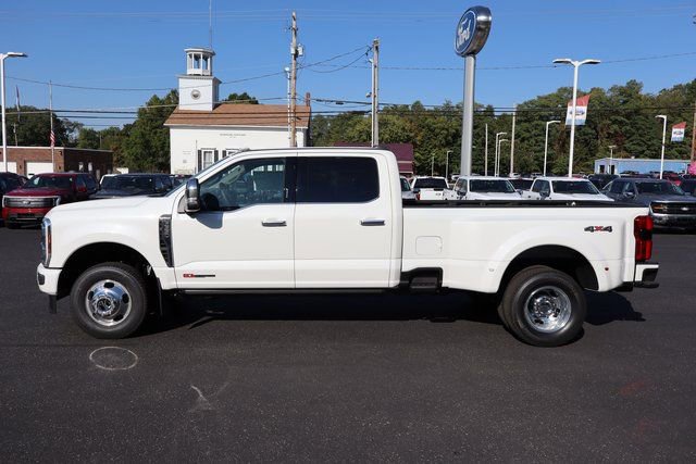 Used 2026 Ford F350 Platinum w/ Platinum Plus Package AWD/4WD image 19