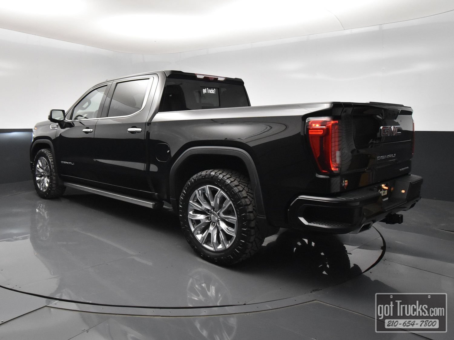 Used 2022 GMC Sierra 1500 Denali w/ Denali Reserve Package AWD/4WD image 5