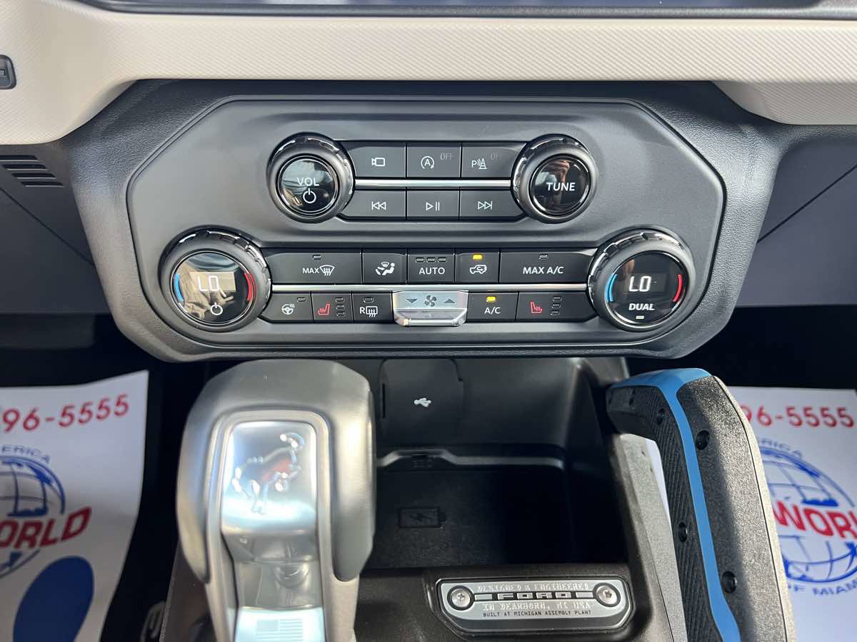 Used 2023 Ford Bronco Wildtrak image 51