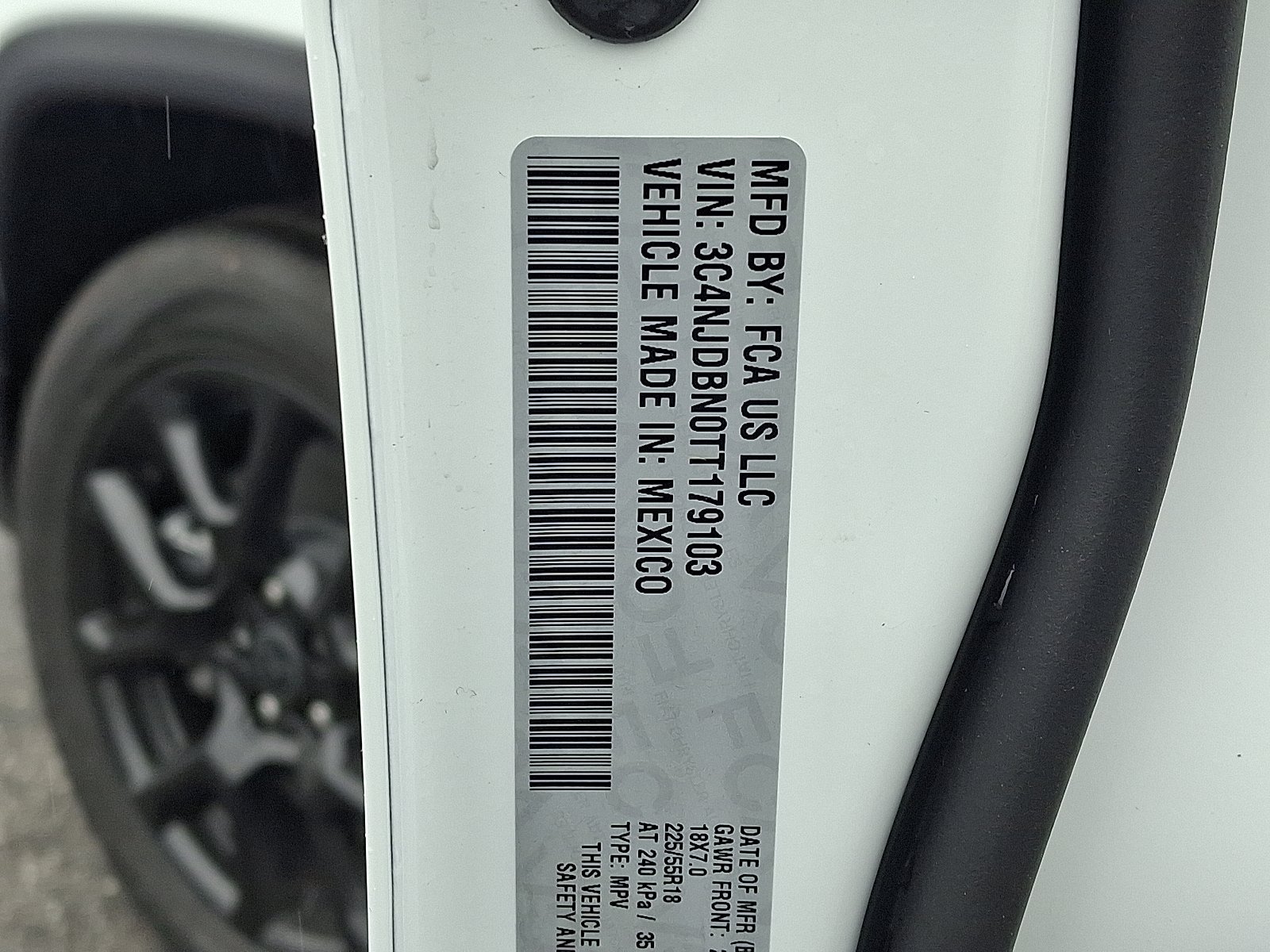 New 2026 Jeep Compass Latitude AWD/4WD image 19