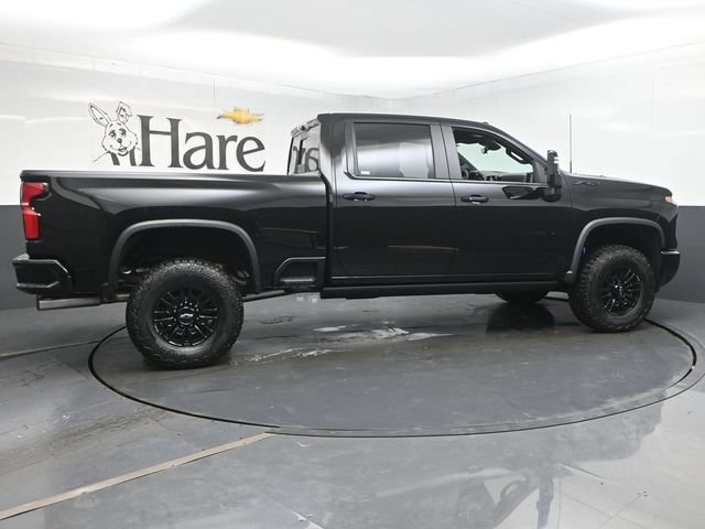 New 2026 Chevrolet Silverado 2500 ZR2 w/ LPO, Dark Essentials Package AWD/4WD image 15