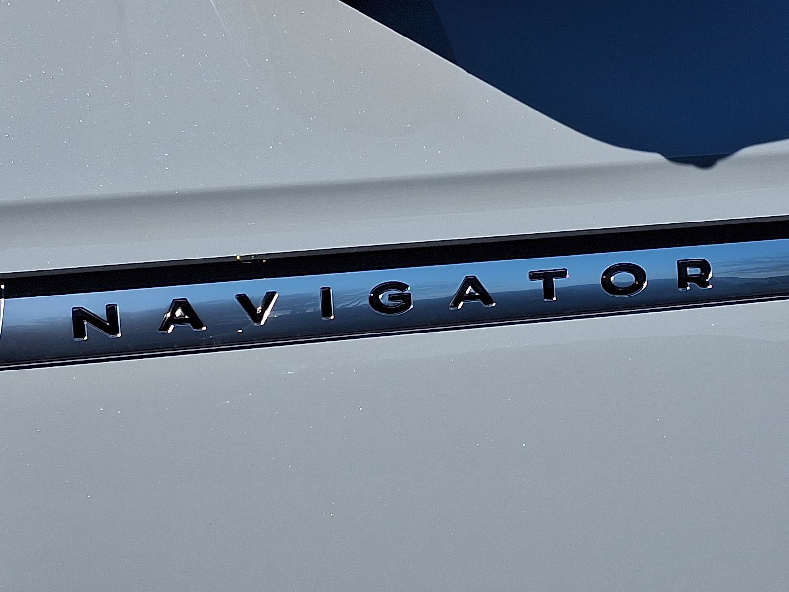 New 2025 Lincoln Navigator L Reserve AWD/4WD image 20