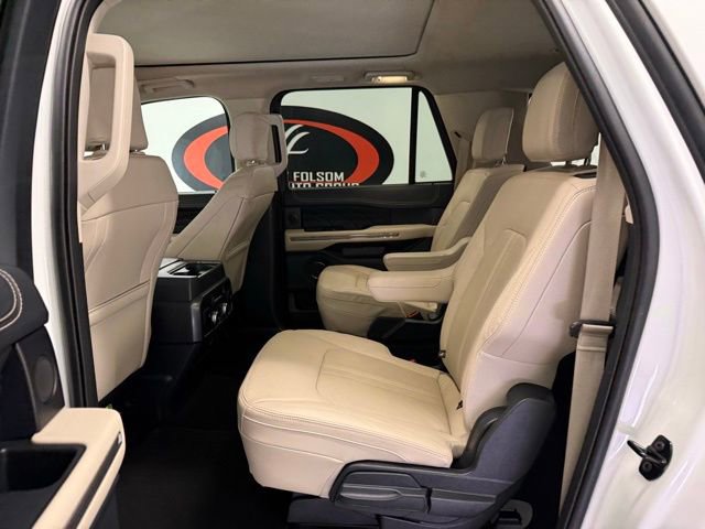 Used 2024 Ford Expedition Max Platinum AWD/4WD image 13