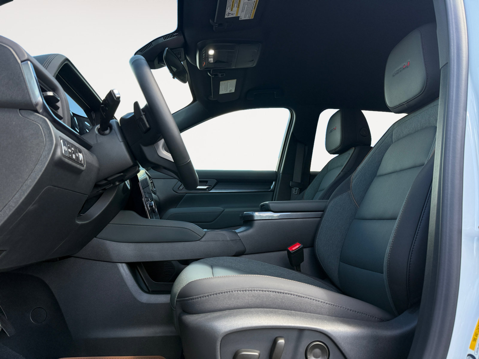 New 2026 GMC Terrain AT4 AWD/4WD image 9