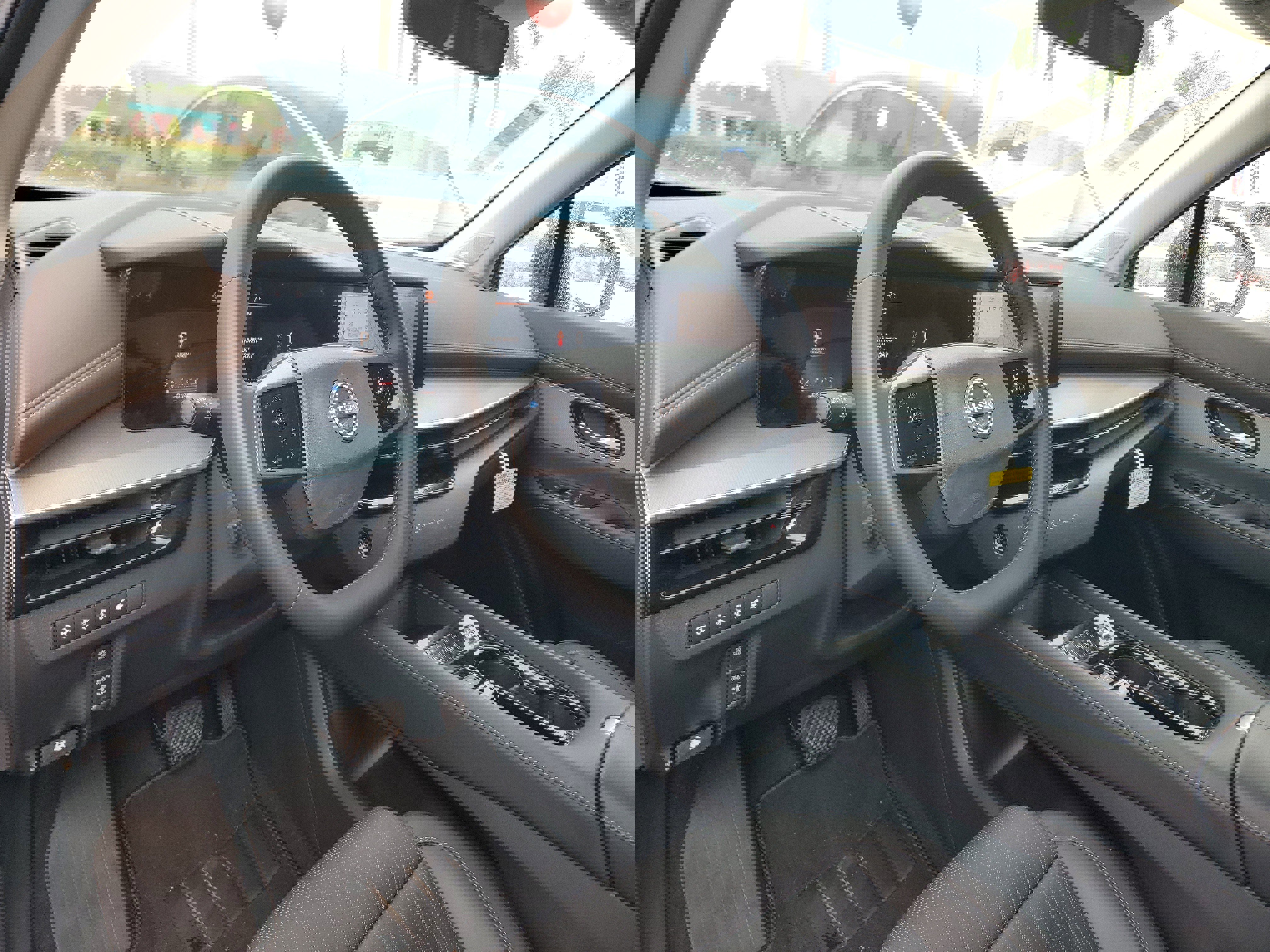 New 2025 Nissan Murano Platinum w/ Cargo Package image 9