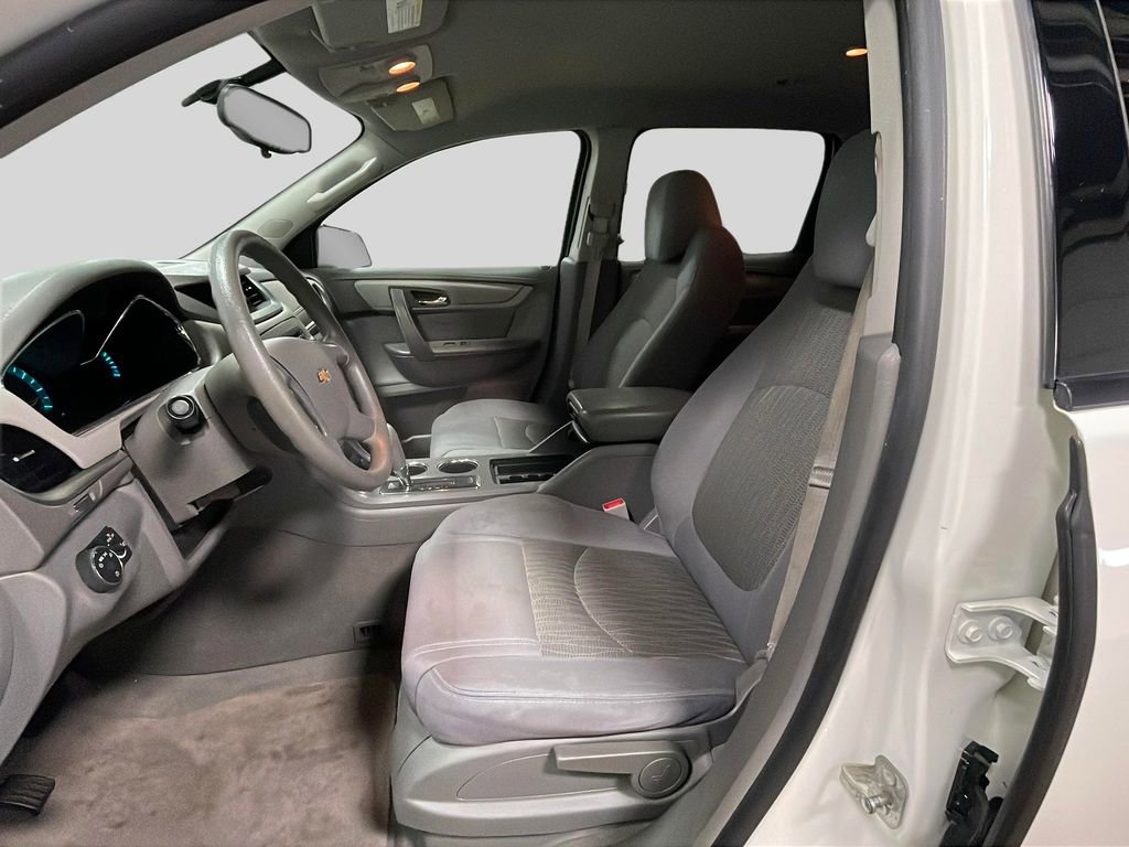Used 2014 Chevrolet Traverse LS FWD image 10