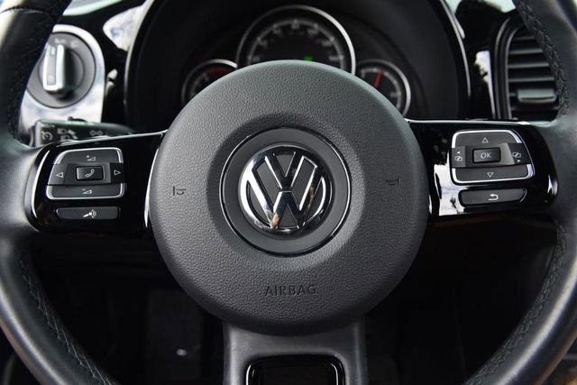 Used 2018 Volkswagen Beetle 2.0T S FWD image 18