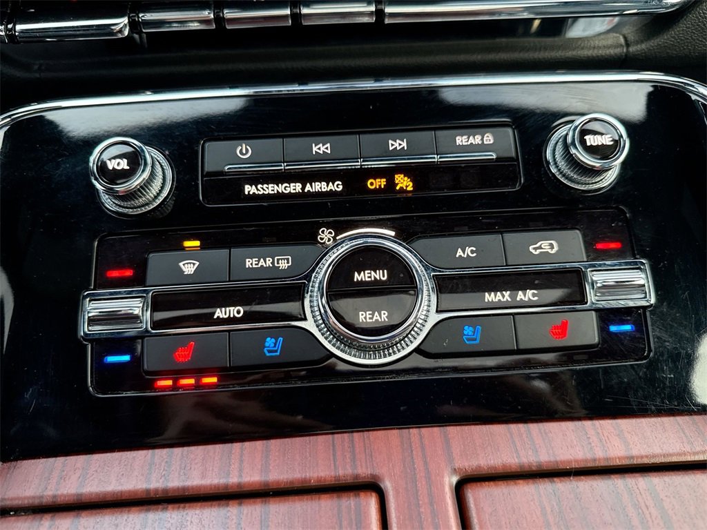 Used 2023 Lincoln Navigator Reserve image 17