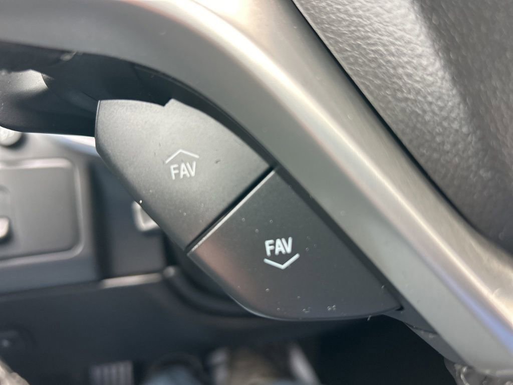 Used 2015 Chevrolet Corvette Stingray Coupe w/ 2LT Preferred Equipment Group image 25