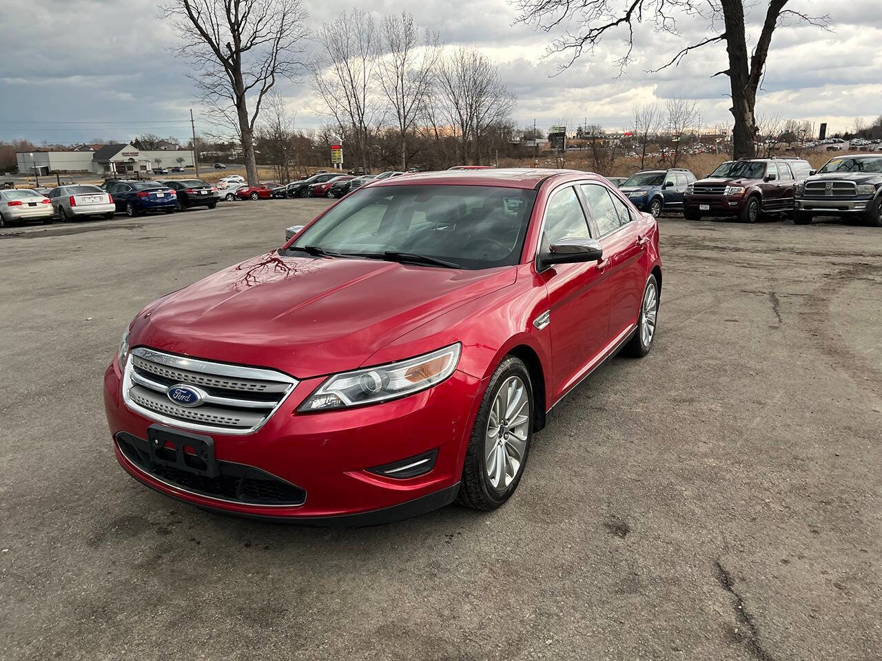 Used 2012 Ford Taurus Limited image 1