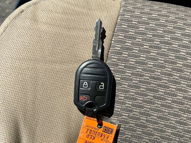 Used 2015 Ford F350 XLT w/ XLT Premium Package AWD/4WD image 13