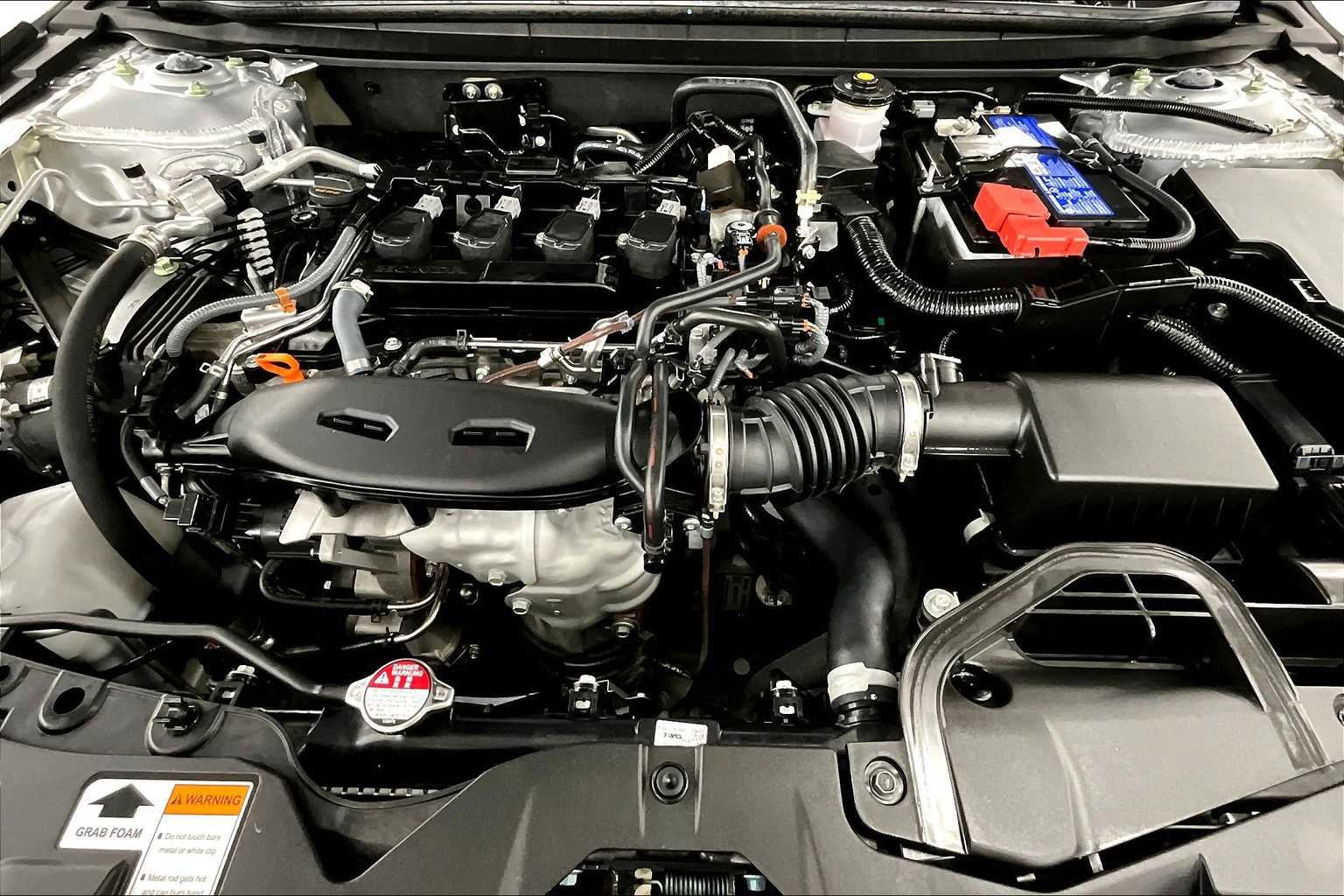 Used 2024 Honda Accord EX image 31