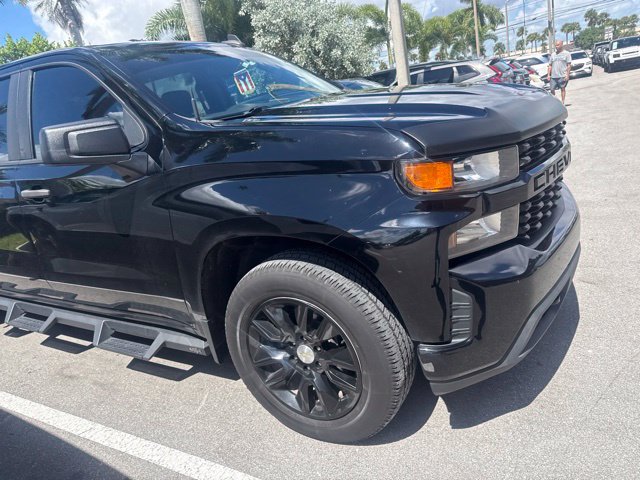 Used 2021 Chevrolet Silverado 1500 Custom w/ Safety Confidence Package RWD image 4
