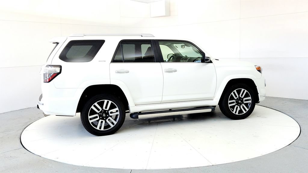 Used 2023 Toyota 4Runner Limited AWD/4WD image 6
