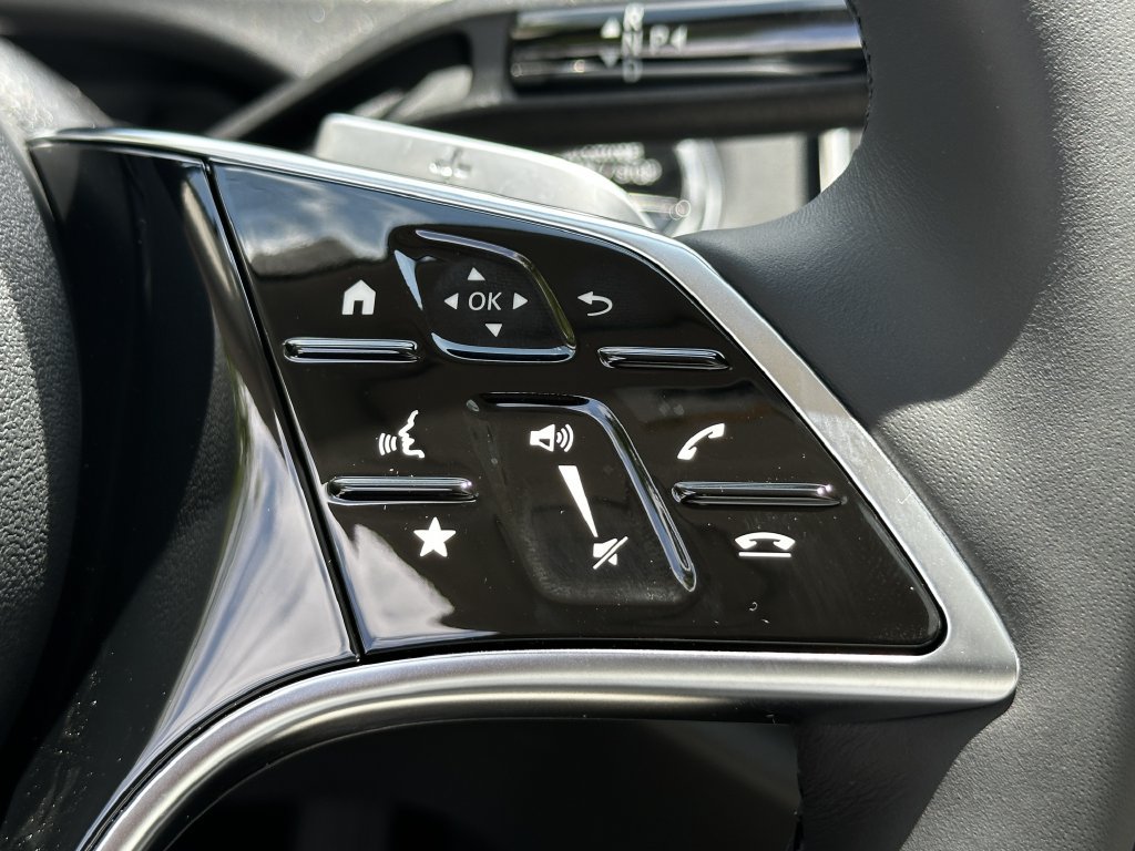 New 2026 Mercedes-Benz E 450 4MATIC Sedan image 29