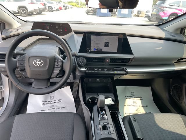 Used 2024 Toyota Prius LE FWD image 22