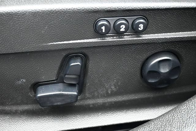 Used 2020 Alfa Romeo Giulia w/ Cold Weather Package RWD image 8