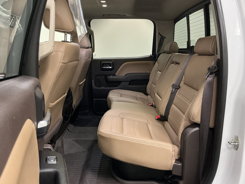 Used 2017 GMC Sierra 3500 Denali w/ Duramax Plus Package AWD/4WD image 23