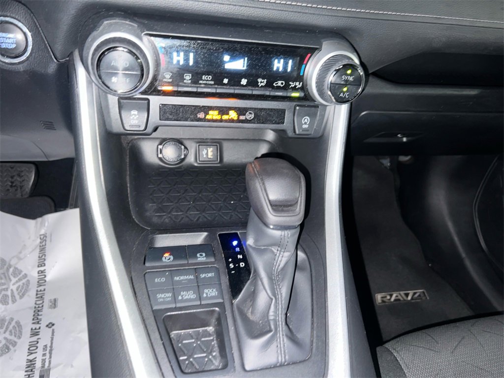 Used 2024 Toyota RAV4 XLE image 11