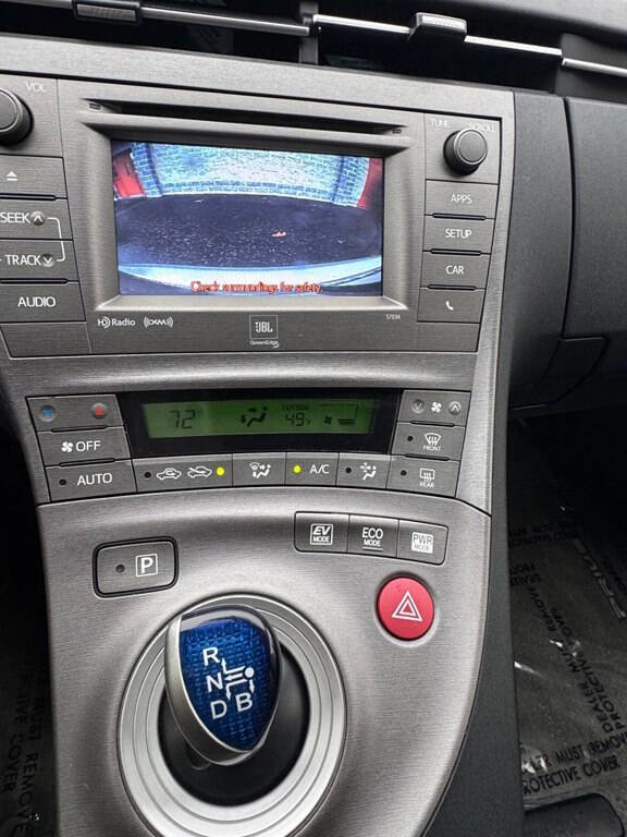 Used 2013 Toyota Prius Five image 23