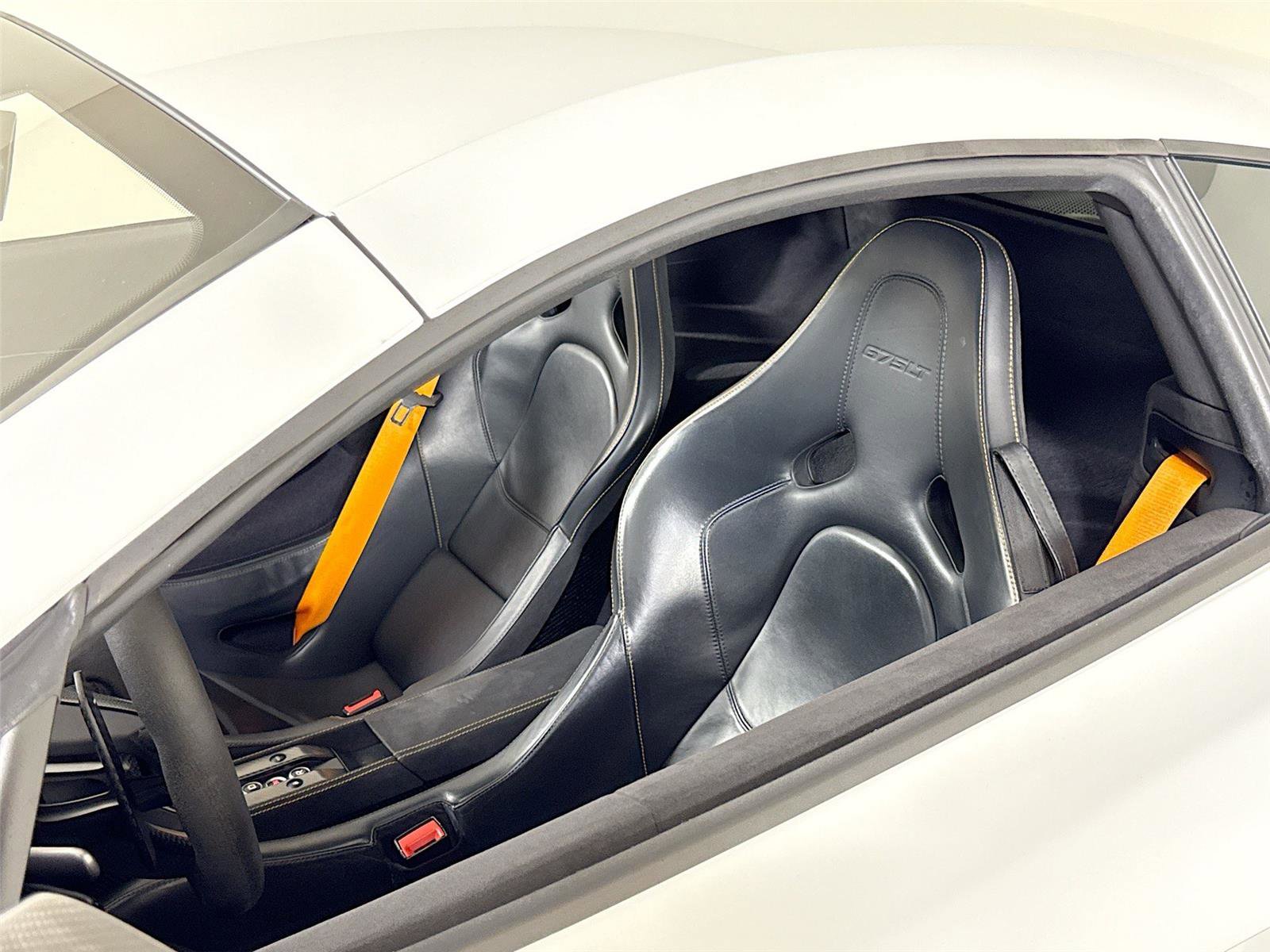 Used 2016 McLaren 675LT Base image 14