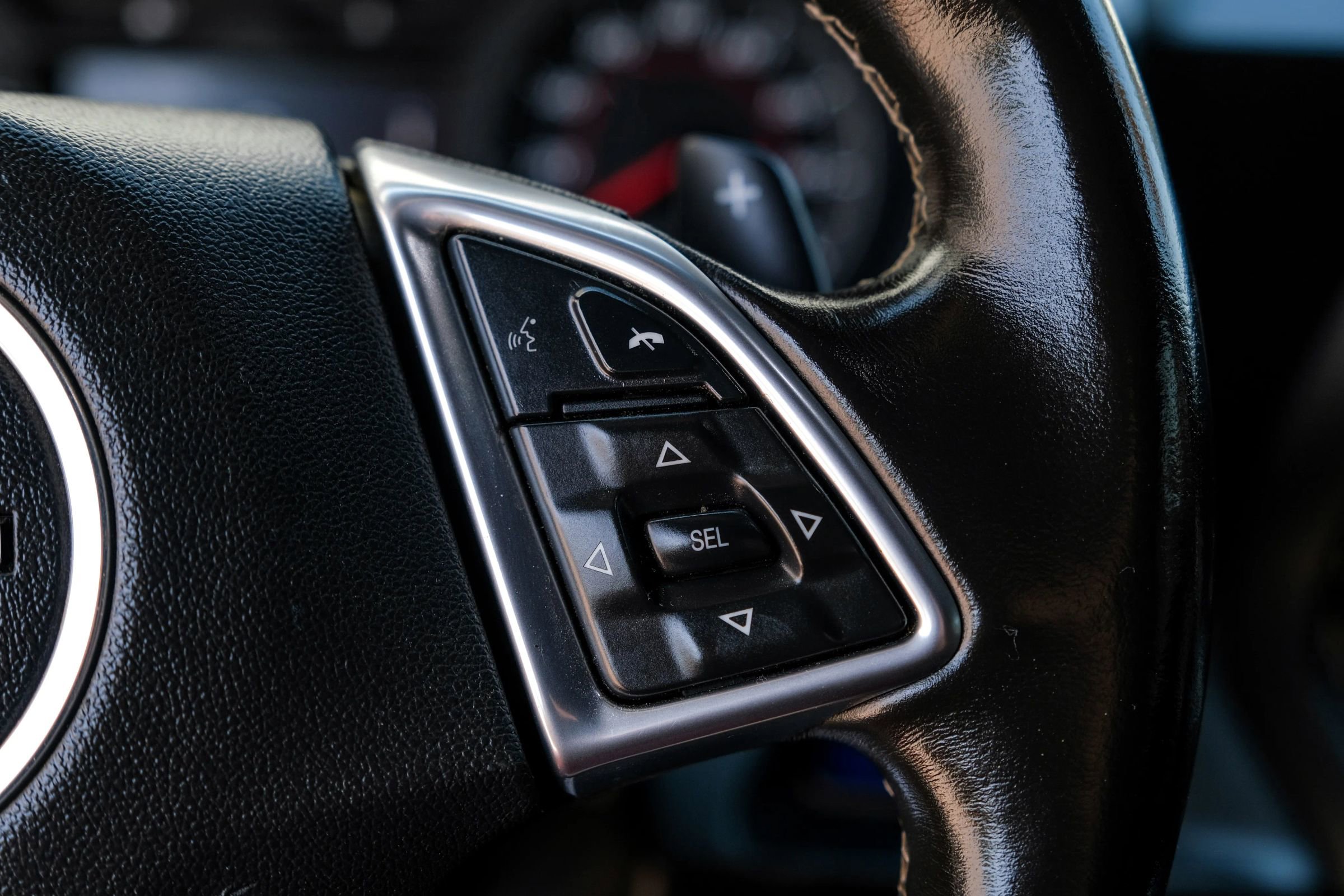 Used 2021 Chevrolet Camaro LT image 16