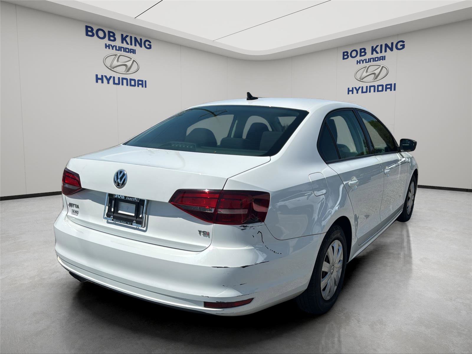 Used 2016 Volkswagen Jetta S image 5