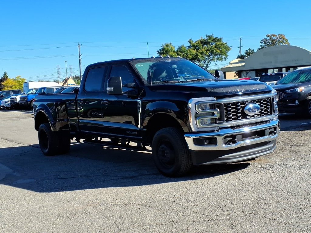 Used 2026 Ford F350 XLT w/ XLT Premium Package AWD/4WD image 7