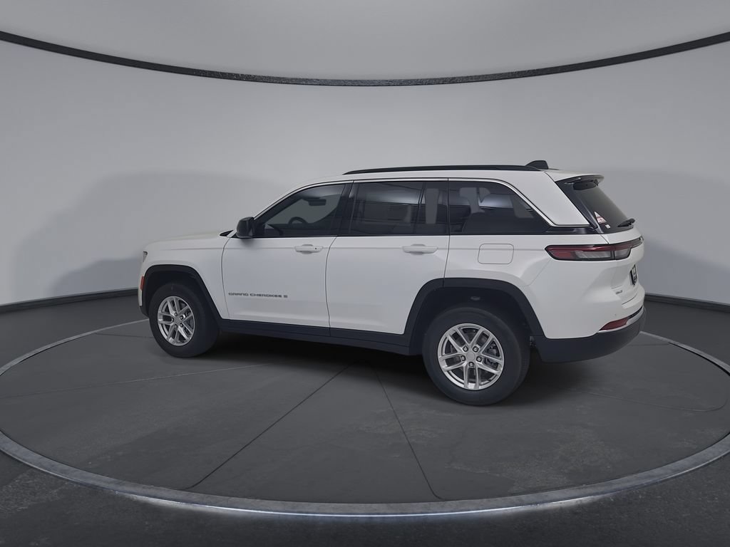 New 2026 Jeep Grand Cherokee Laredo X AWD/4WD image 10
