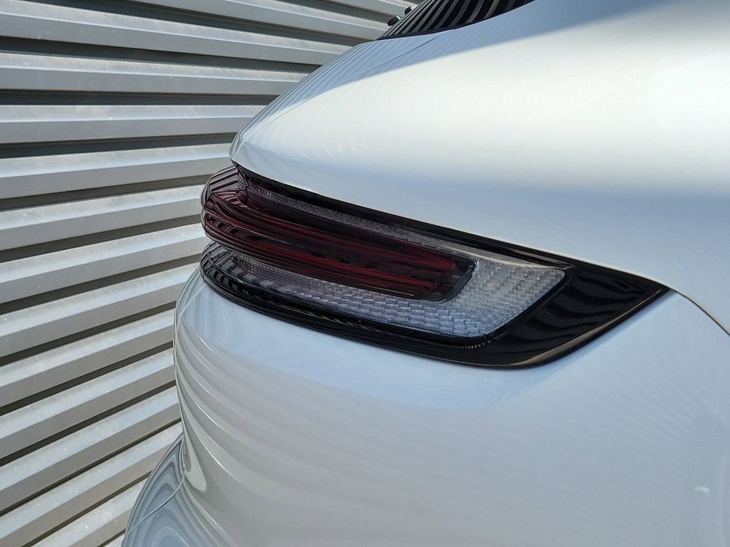 Certified 2025 Porsche Cayenne image 16