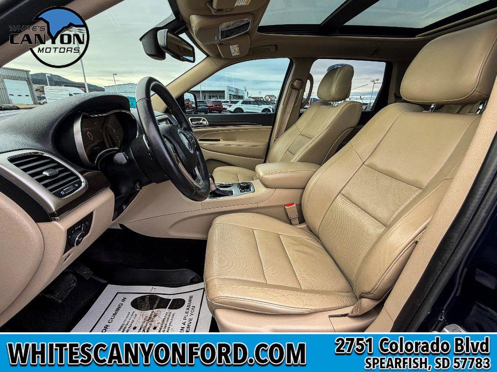 Used 2016 Jeep Grand Cherokee Limited w/ Luxury Group II image 4