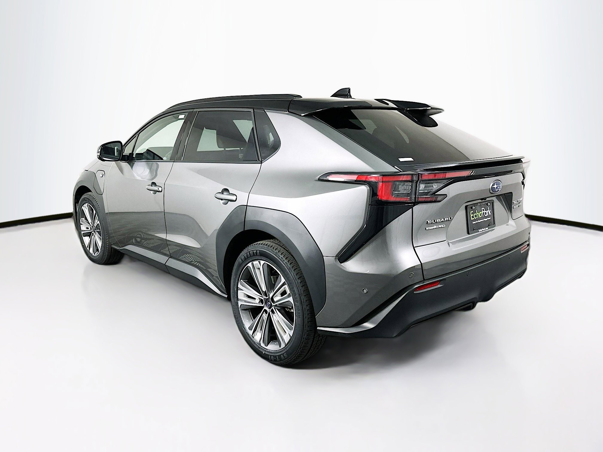 Used 2024 Subaru Solterra Touring w/ Touring Package image 5