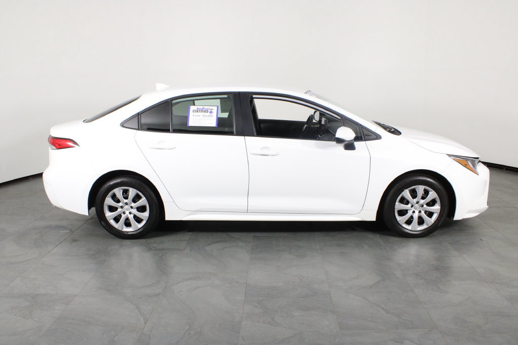 Used 2025 Toyota Corolla LE w/ Convenience Package FWD image 11