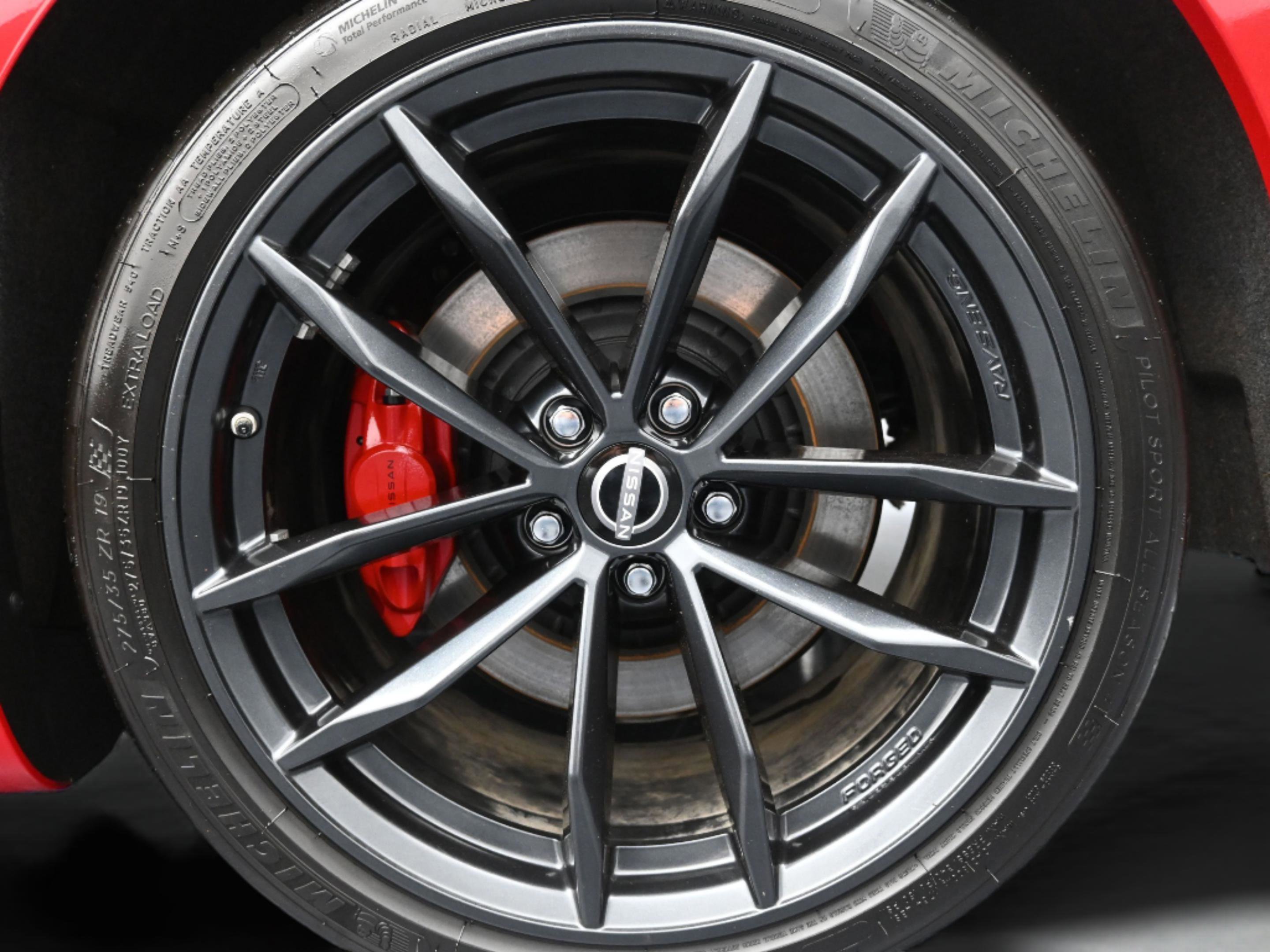 Used 2025 Nissan Z Performance w/ Floor Mat Package image 10