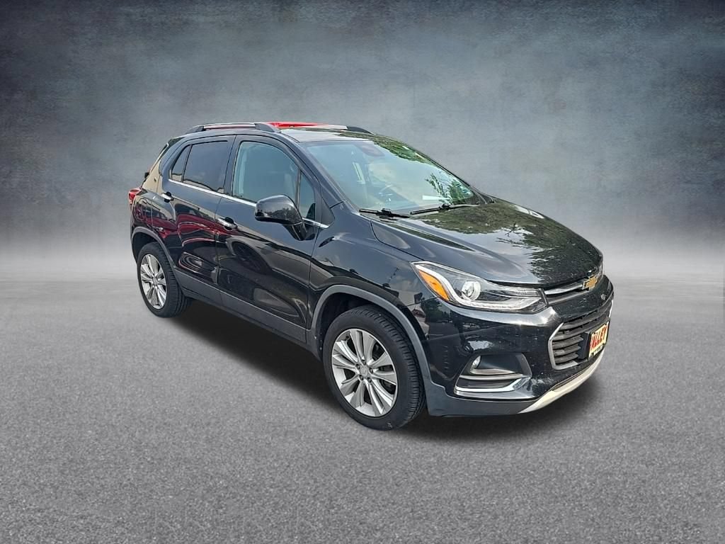 Used 2017 Chevrolet Trax Premier AWD/4WD image 2