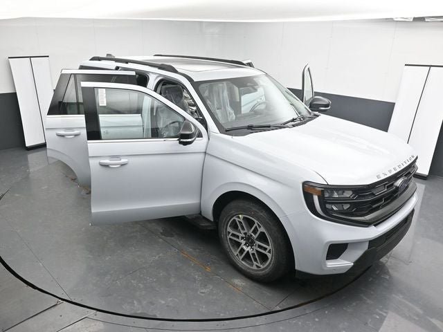 New 2026 Ford Expedition Active AWD/4WD image 33