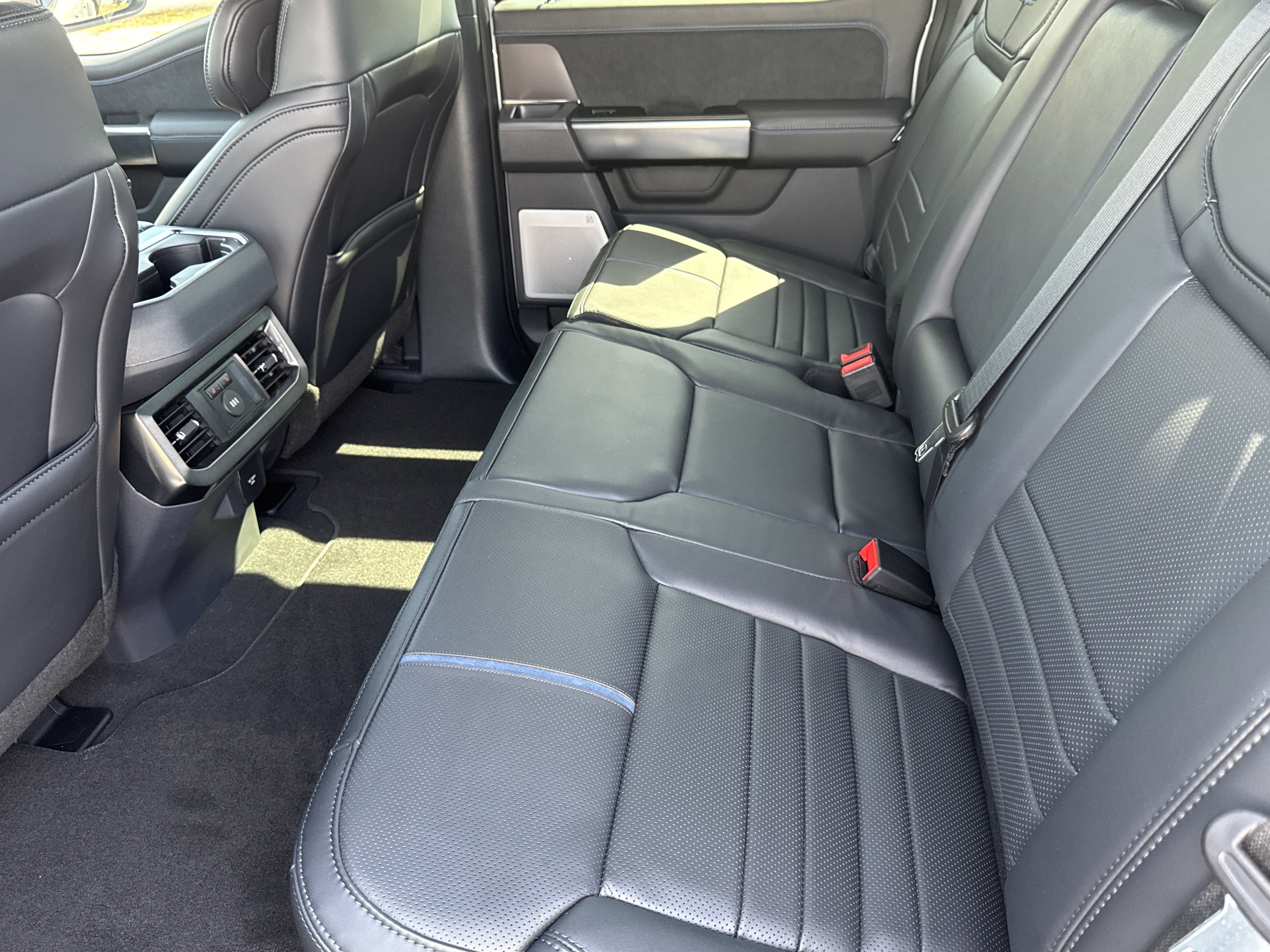 New 2026 Ford F450 Platinum image 20