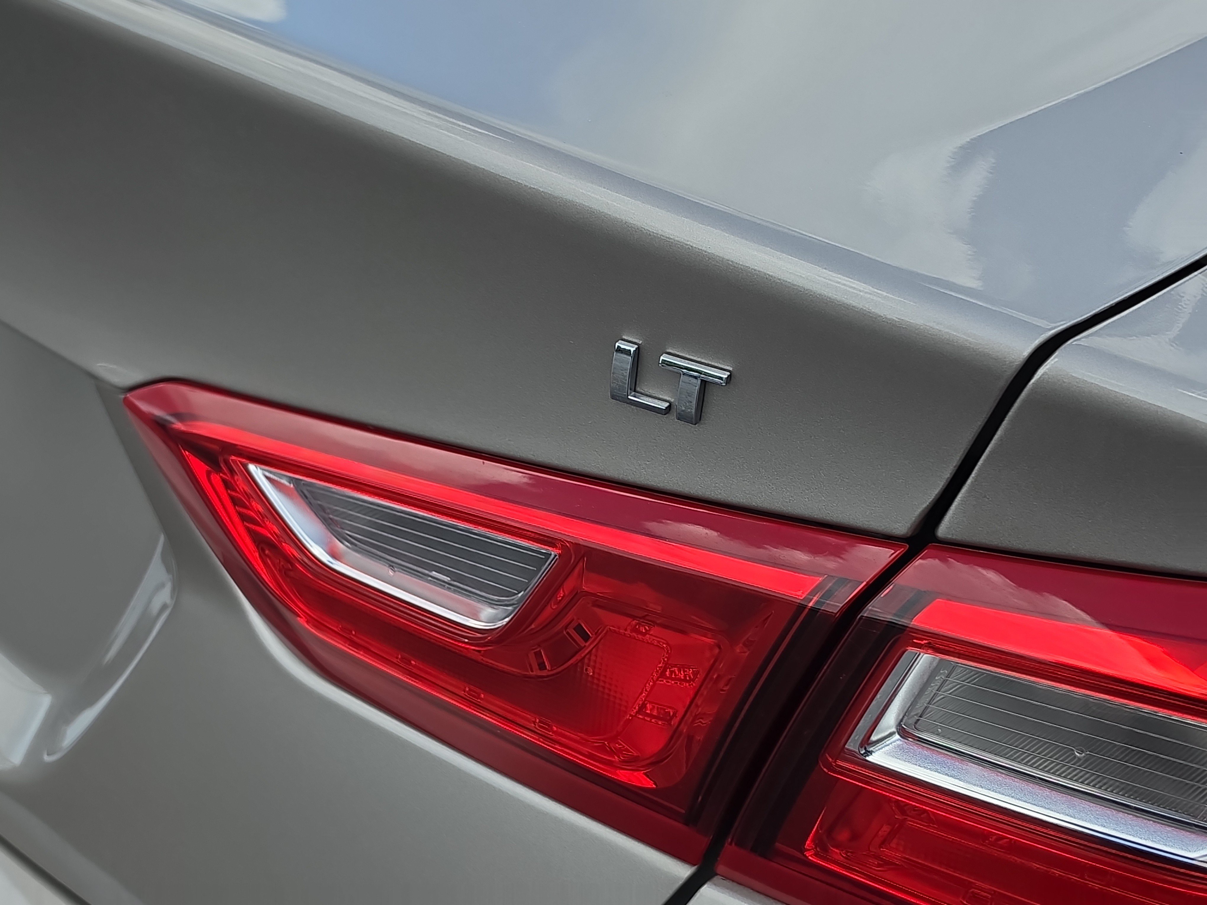 Certified 2024 Chevrolet Malibu LT FWD image 6