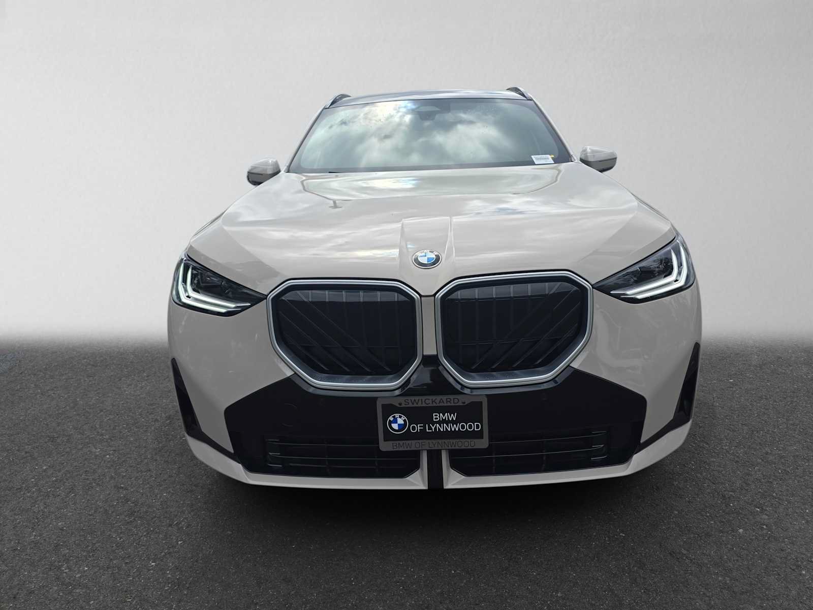 Used 2026 BMW X3 xDrive30i w/ M Sport Package AWD/4WD image 8