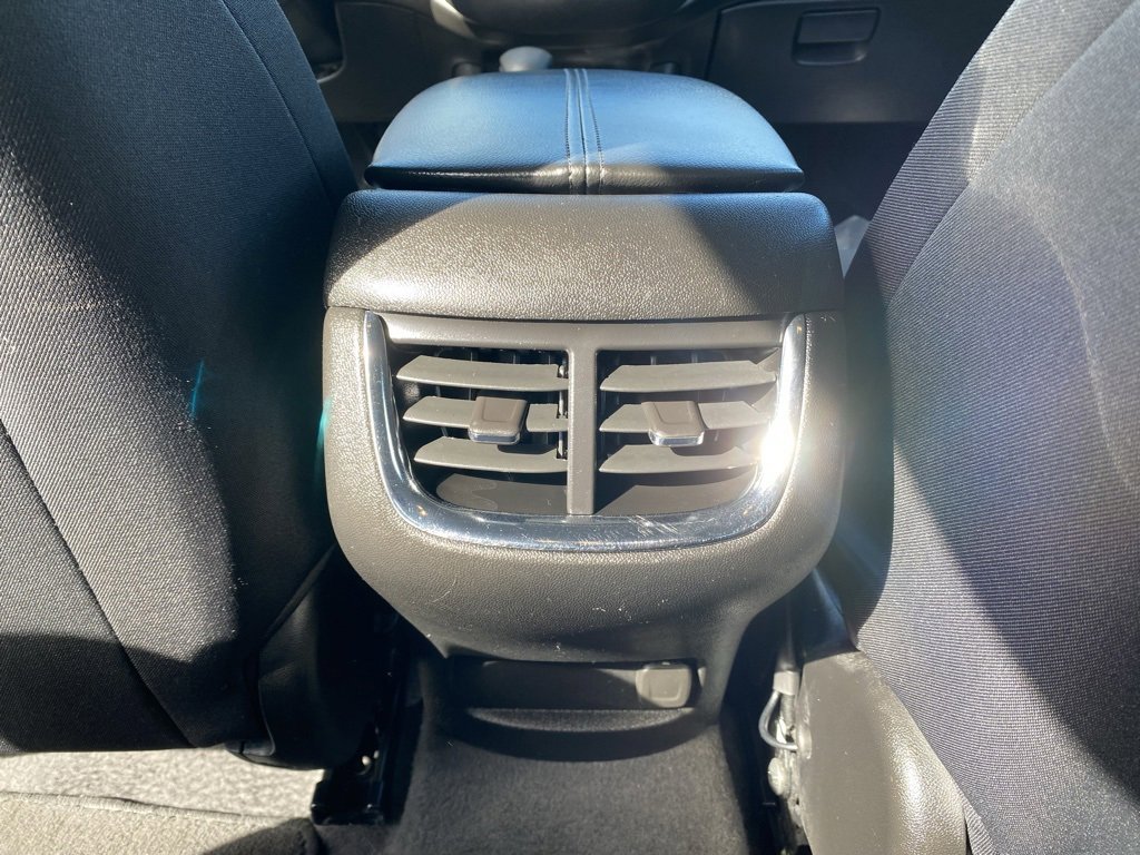 Used 2024 Chevrolet Malibu LT image 29