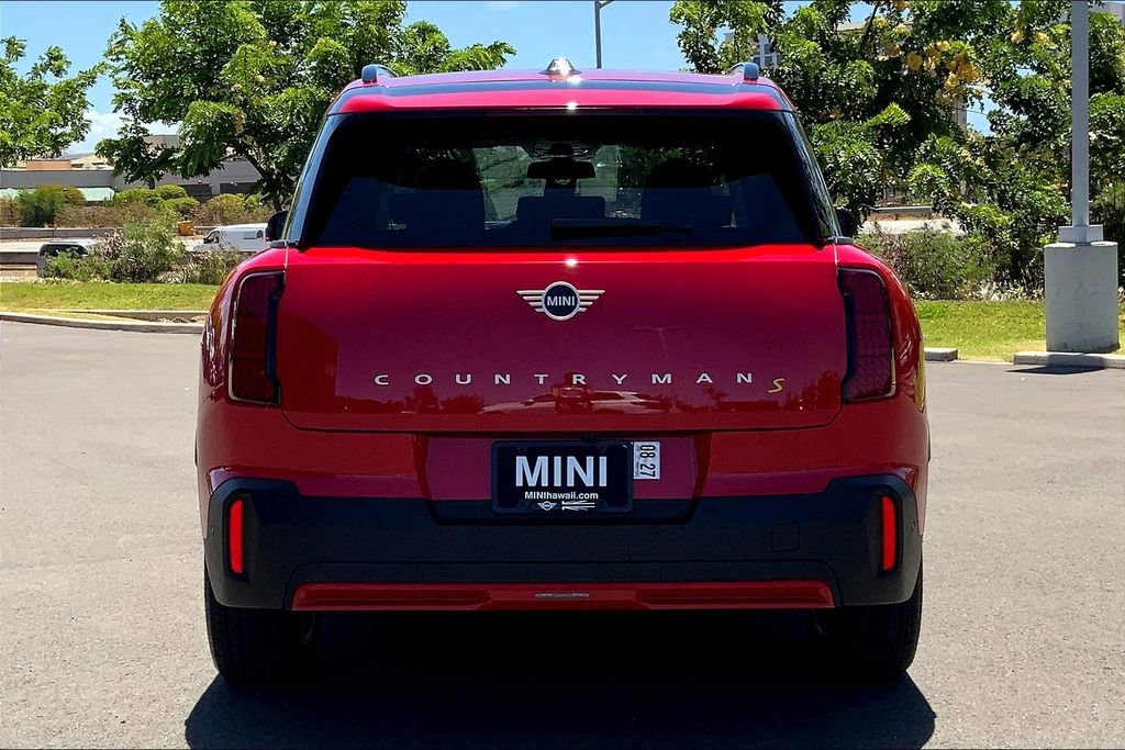 New 2025 MINI Cooper Countryman SE image 4