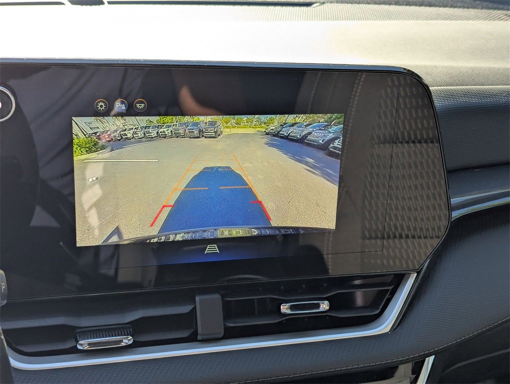 Used 2025 Chevrolet Equinox LT image 21