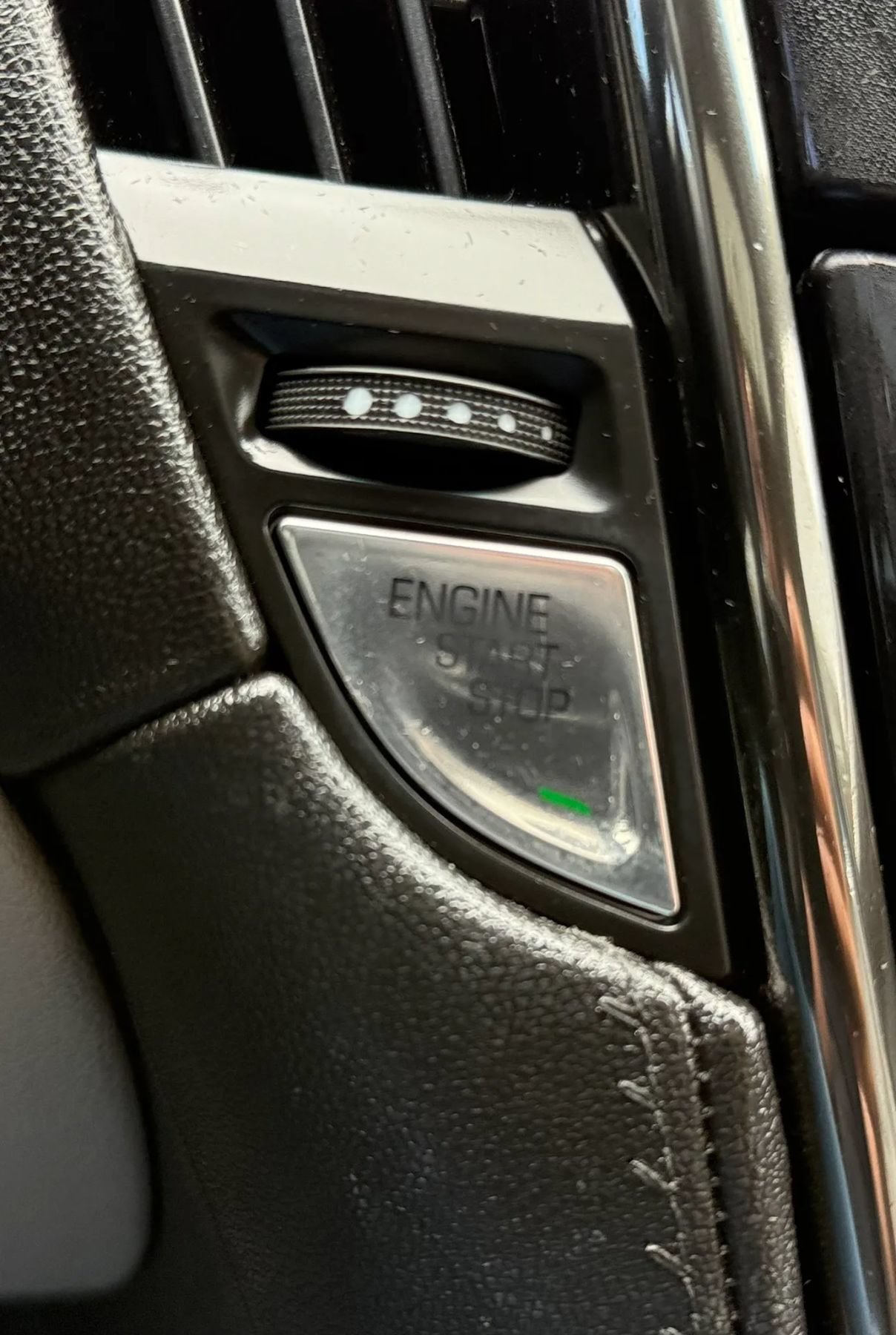 Used 2013 Cadillac ATS Premium w/ Cold Weather Package RWD image 17